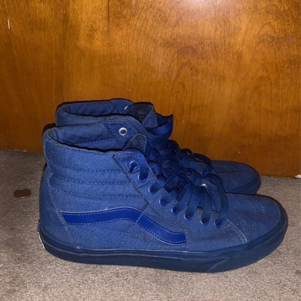Vans - Picture 2 of 3